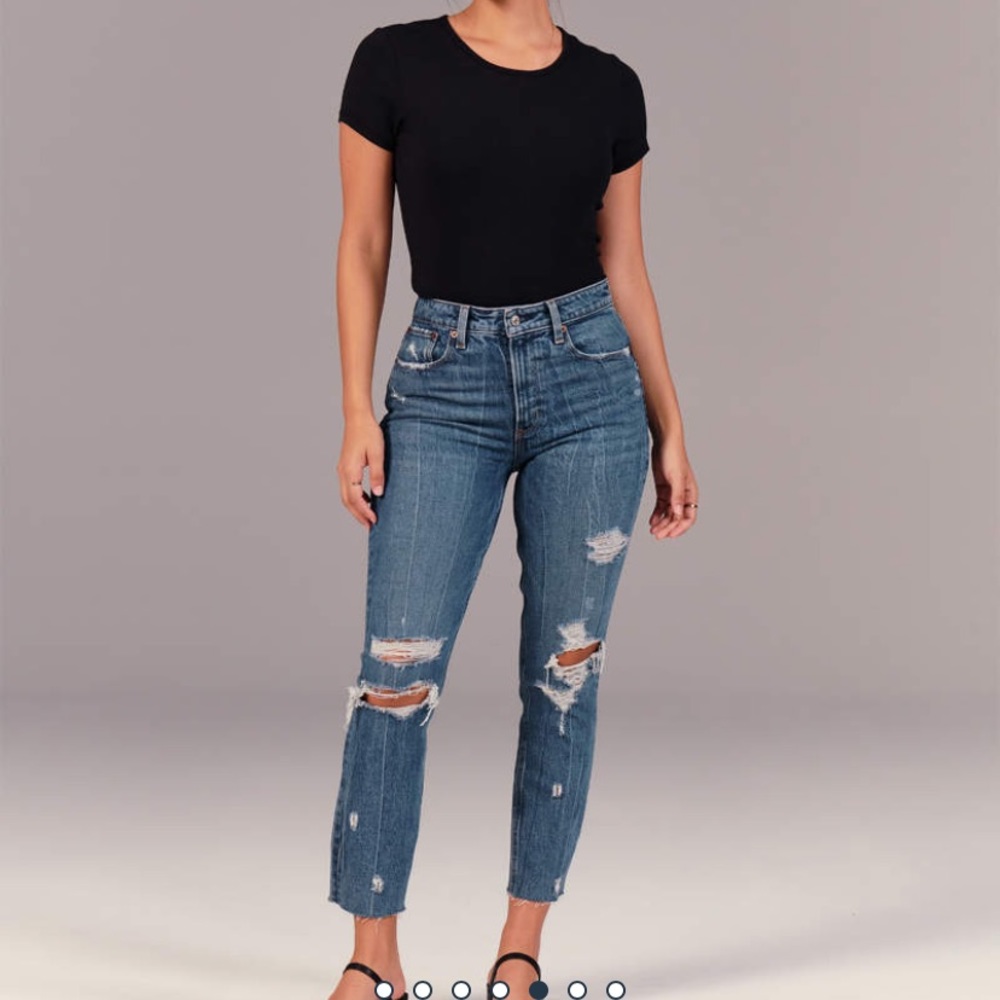 Abercrombie & Fitch High Rise Mom Jean Curve Love